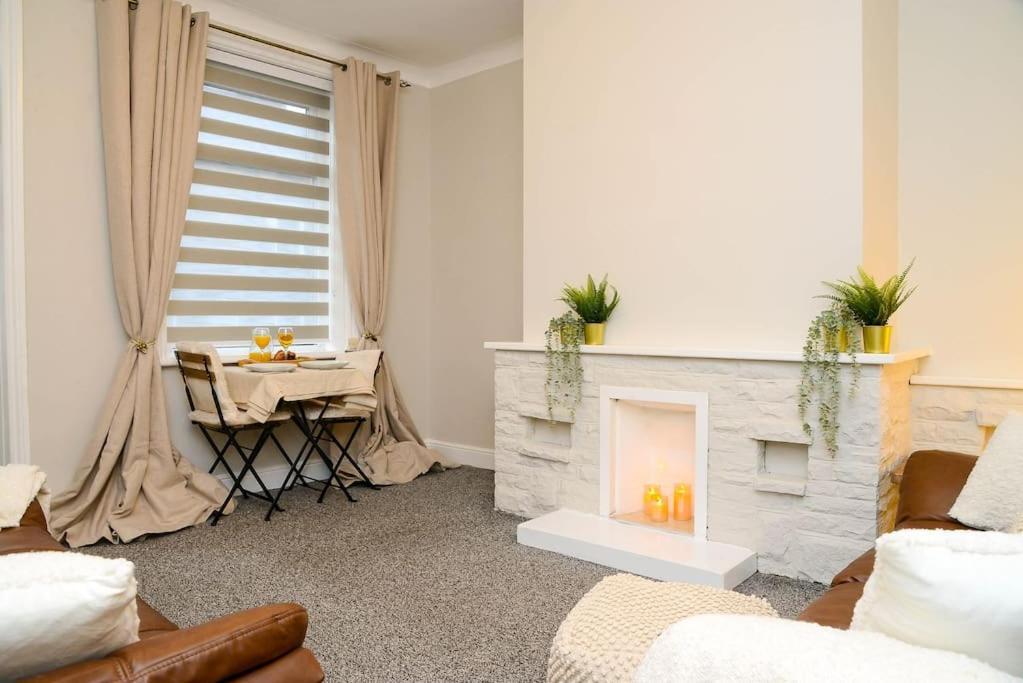 Apartamento Delightful 2 Bed Town Centre House, Sleeps 4 Barnsley Exterior foto