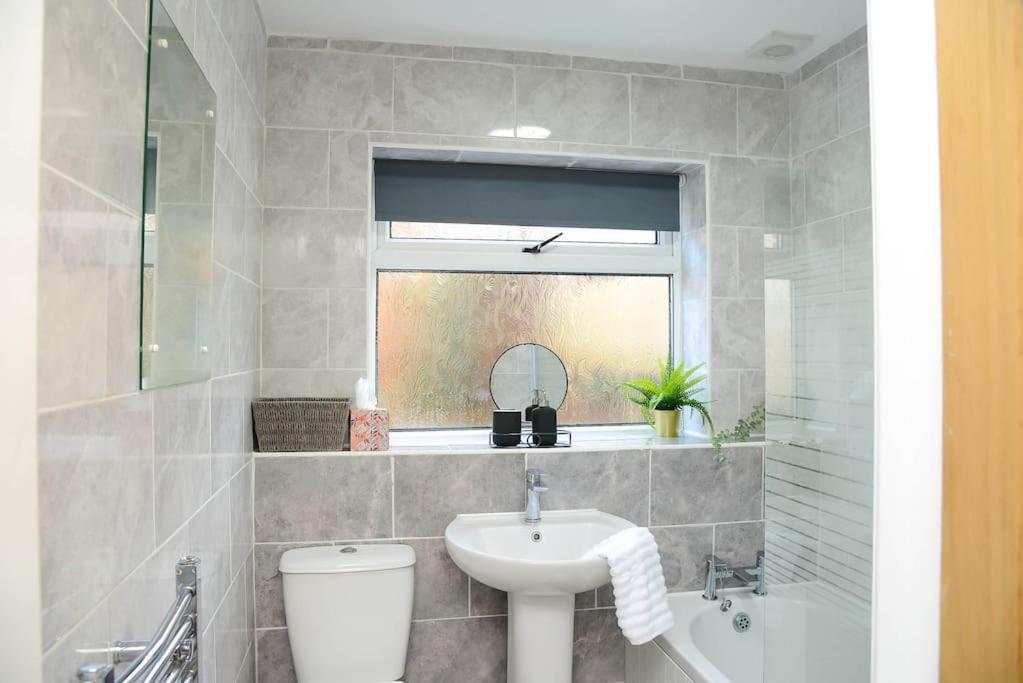 Apartamento Delightful 2 Bed Town Centre House, Sleeps 4 Barnsley Exterior foto