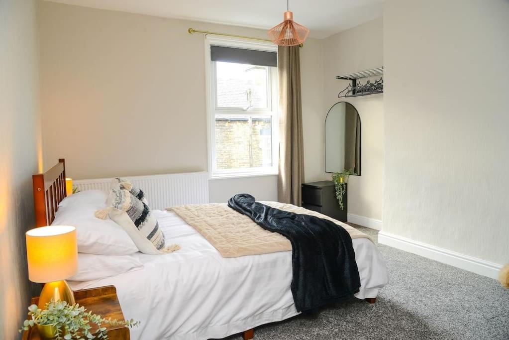 Apartamento Delightful 2 Bed Town Centre House, Sleeps 4 Barnsley Exterior foto